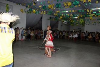 Quadrilha Junina do Alternativo "A cana é dura"