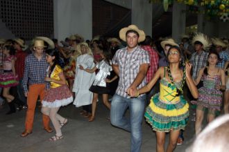 Quadrilha Junina do Alternativo "A cana é dura"