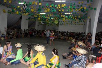 Quadrilha Junina do Alternativo "A cana é dura"