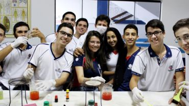 Aula de Química em Laboratório (3º Ano)