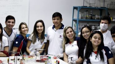 Aula de Química em Laboratório (3º Ano)