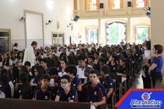 Missa de Páscoa na Igreja Matriz de Santo Antônio e Almas de Itabaiana