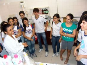 ALUNOS DO ALTER EM VISITA A UFS