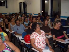 Reunião de Pais para Entrega de Boletins